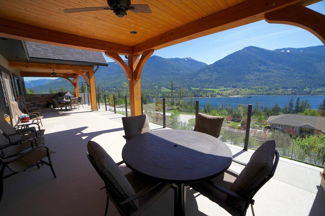 Kootenay Wild Guest Suites Nelson Exterior photo