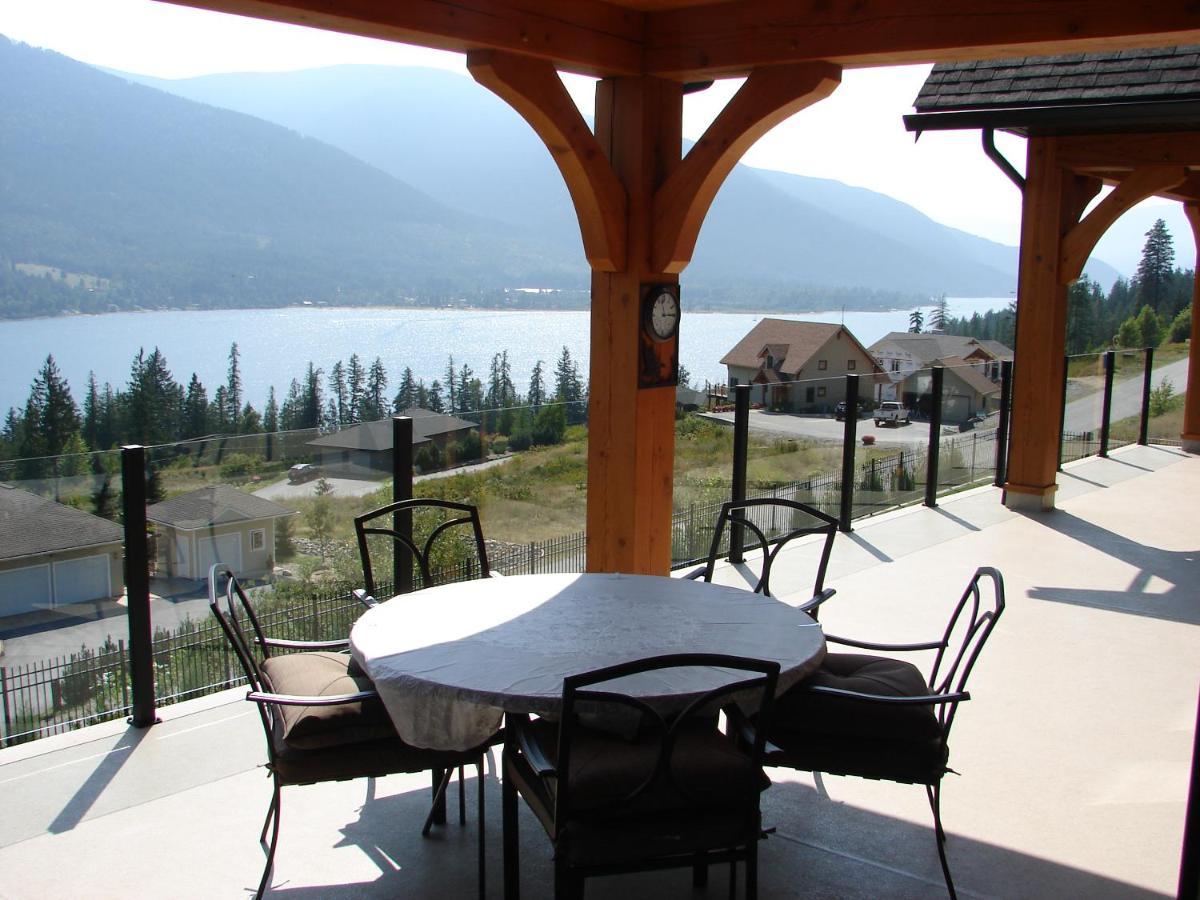 Kootenay Wild Guest Suites Nelson Exterior photo